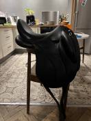 Selle de dressage JUMPIN ONE