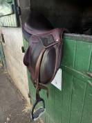 Sella da salto ostacoli Devoucoux  17.5" - 2023