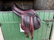 Sella da salto ostacoli Devoucoux  17.5" - 2023