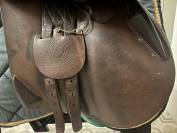 Sella da salto ostacoli Antar&egrave;s  17.5" - 2015