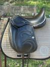Selle de dressage 