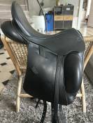 Selle dressage County 17
