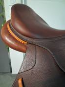 Selle CWD de 2022, 17 pouces 