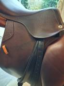 Selle CWD de 2022, 17 pouces 