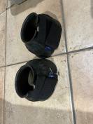 Paire Cloche cheval taille m&eacute;dium  Noir &agrave; scratch  