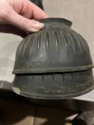 Paire Cloche cheval taille m&eacute;dium  Noir &agrave; scratch  