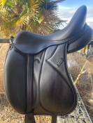 Selle de dressage Devoucoux 