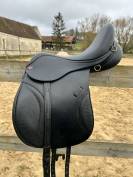 Selle Kent and Masters S-series Low Wither GP 17" Noire