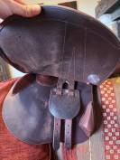 Selle Meyer doubl&eacute;e veau 17,5 &ndash; &Eacute;tat quasi neuf 