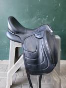 Sella da dressage Devoucoux  18" - 2018