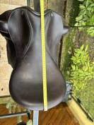 selle de dressage Custom saddlery / Wolfgang and saddle