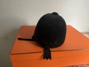 Casque velours noir T57