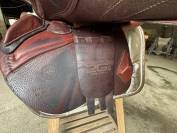 Selle CWD 17p magnifique &eacute;tat 