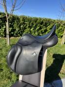 Selle Bates   taille 16,5 noire