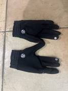 Gant fouganza oxylane noir  Taille 14 ans mais convient