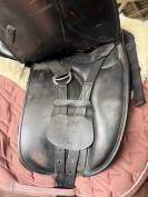Selle &Eacute;ric Thomas dressage taille 17 