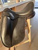Selle dressage Childeric DNL 17,5