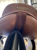 Vends selle d&rsquo;obstacle Zaldi mod&egrave;le new star Taille 17 