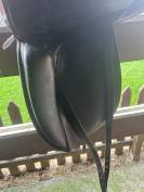 Selle de dressage wide 17,5 pouces