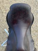 Selle cwd  17 pouce  En tres bon &eacute;tat