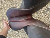 Selle cwd  17 pouce  En tres bon &eacute;tat