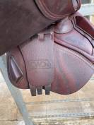 Selle cwd premi&egrave;re main 17.5 pouces