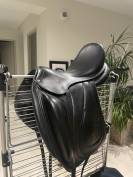 Selle Dressage Antares Cadence 18&rsquo;