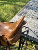 Selle Fouganza 17,5" cuir &ndash; bon &eacute;tat