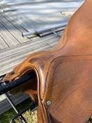 Selle Fouganza 17,5" cuir &ndash; bon &eacute;tat