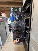 ? Armoire d&rsquo;&eacute;quitation sur mesure &ndash; comme neuve ! ?