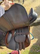 Selle mixte 17,5 pouces 