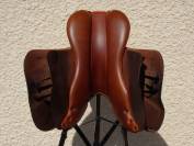 Selle Butet Doubl&eacute;e Veau  17'5 excellent &eacute;tat 