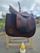 Selle BUTET Taille 16 pouces