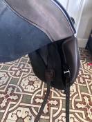 Selle dressage Tekna marron 17,5 pouces