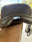 Selle Eric Thomas 17&acute; mod&egrave;le saumur 