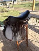 Sella da salto ostacoli Forestier  17.5" - 2025