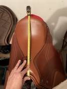 Selle 17,5 pouces neuve 