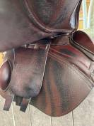 Selle d&rsquo;obstacle CWD &ndash; 17,5" &ndash; quartiers 3C &ndash; tr&egrave;s bon 