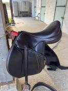 Selle marron jean d&rsquo;autigny 17