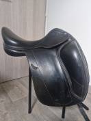Selle de dressage  Equipe mod&egrave;le Emporio 17 pouces