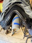 Dressage platinium Time rider 16,5 pouces noir