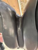 Selle devoucoux monoquartier 17 pouces