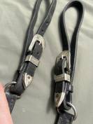 Collier de chasse &eacute;quitation  Cuir noir &eacute;toile en m&eacute;tal