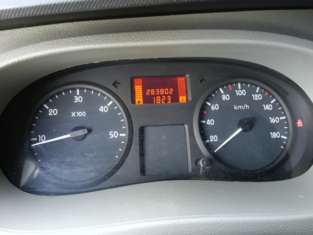 &Agrave; vendre Renault Master diesel DCI 120CV