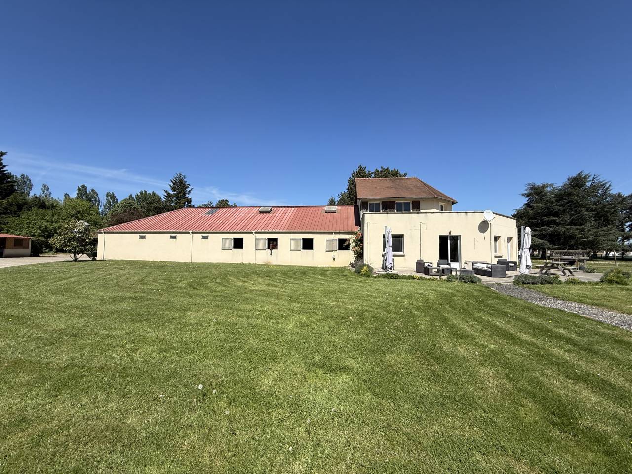 Domaine &eacute;questre haut de gamme &ndash;  Mauchamps (91730)