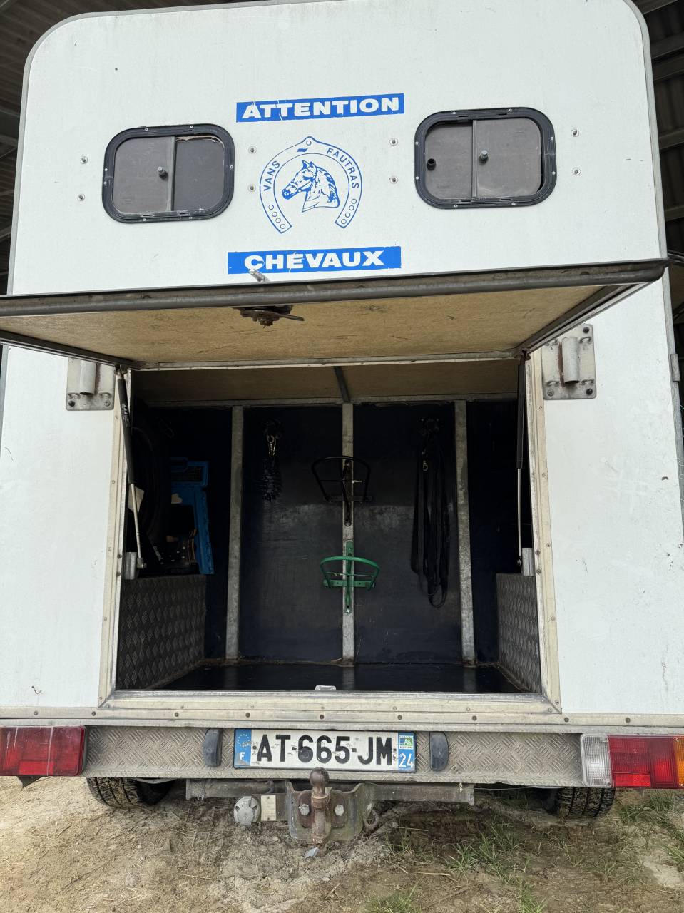 Camion VL Renault Master 2004