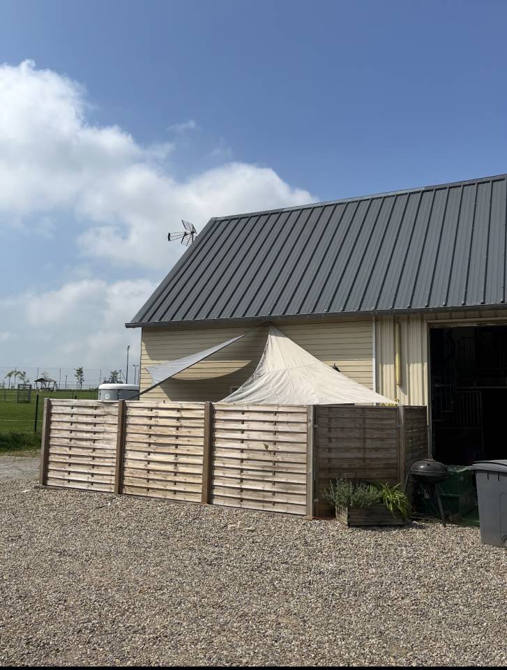 centre equestre sur 15 803m2