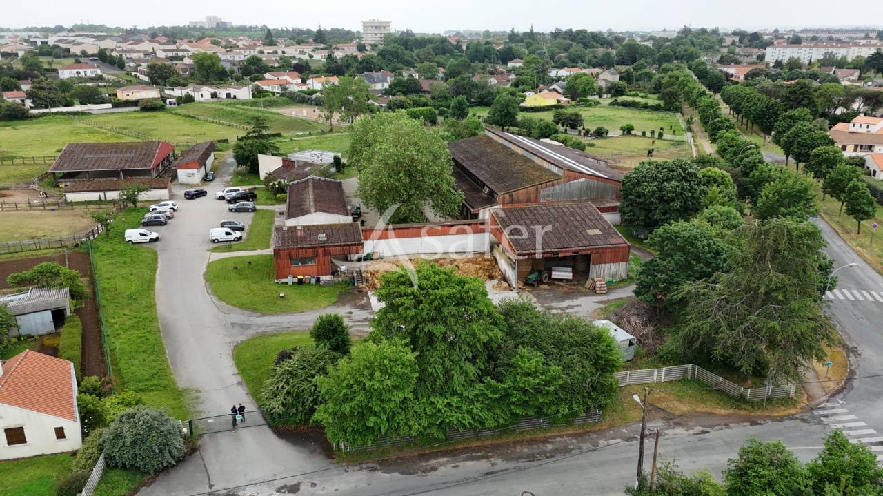 Centre &eacute;questre cl&eacute; en main en Vend&eacute;e