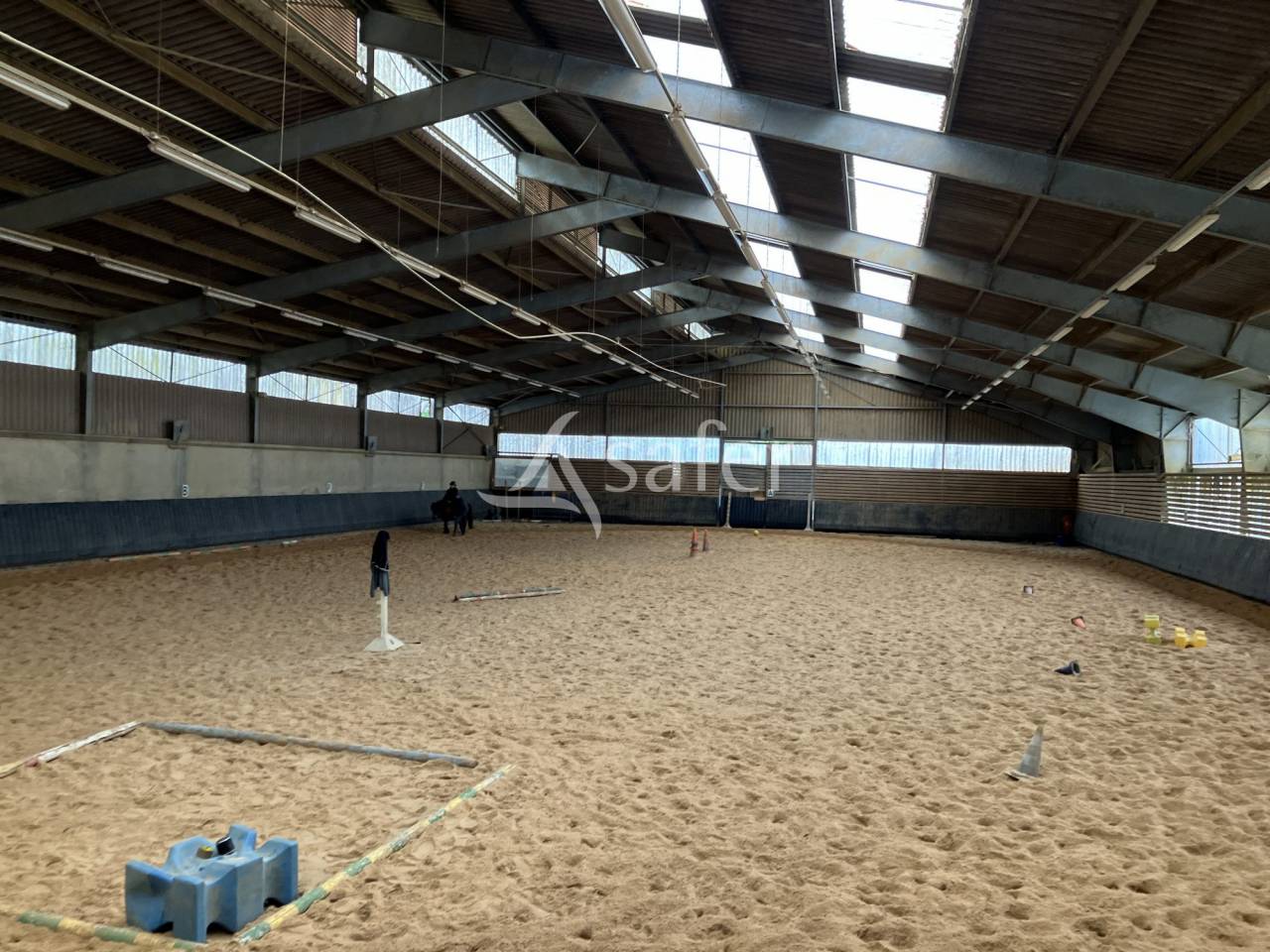 Centre &eacute;questre cl&eacute; en main en Vend&eacute;e