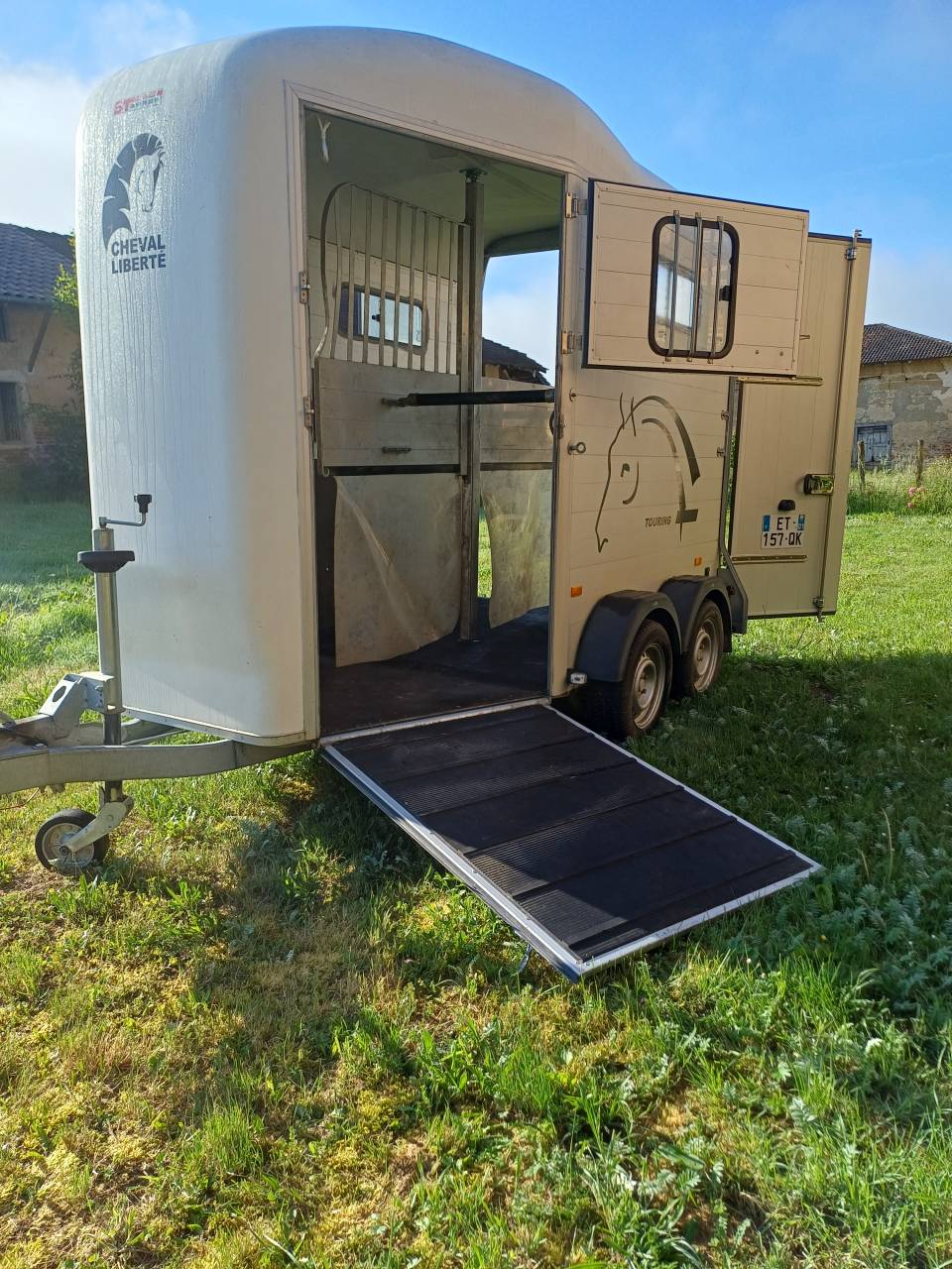 Van cheval libert&eacute; touring country 2 places
